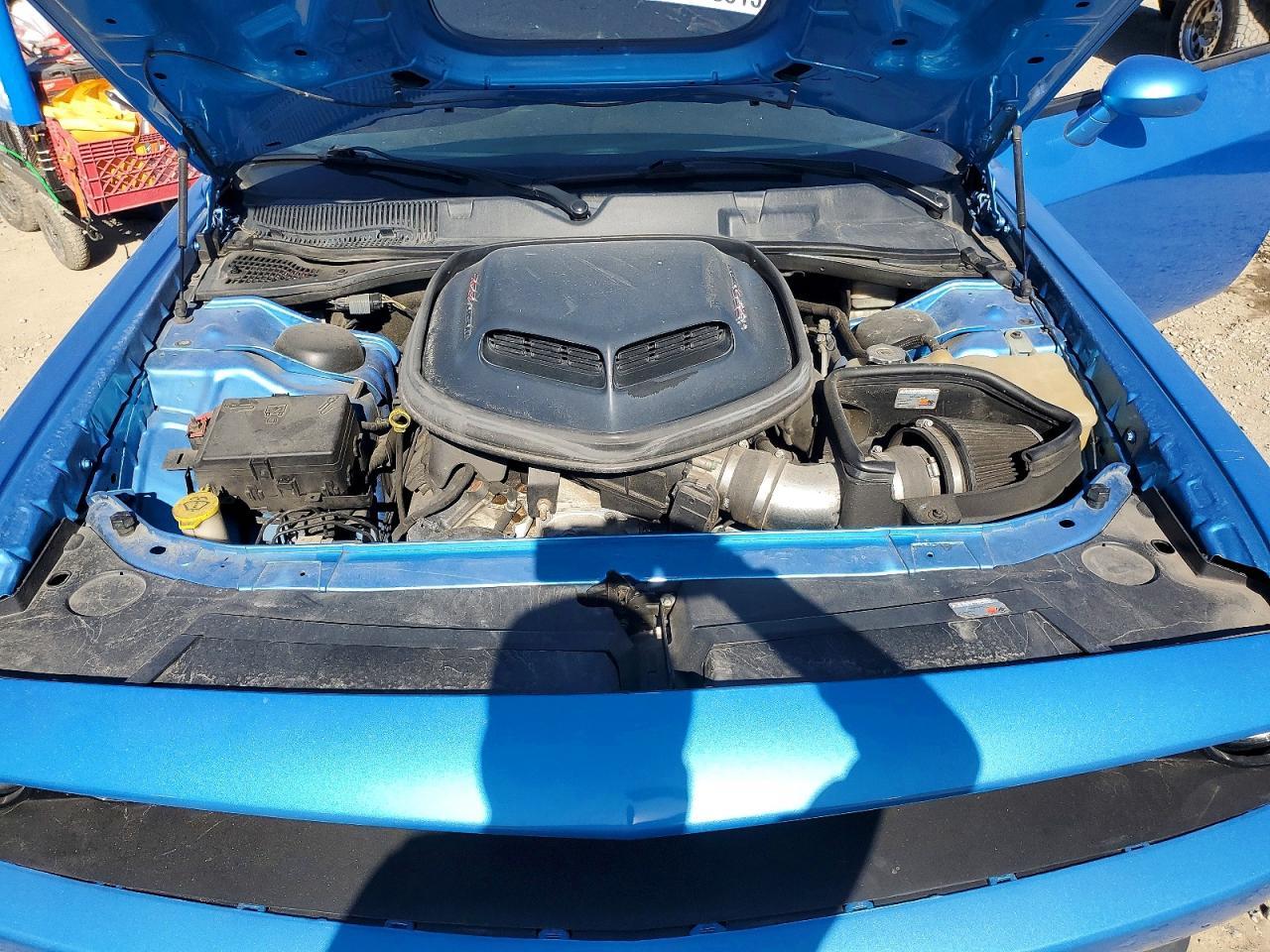 2015 Dodge Challenger r