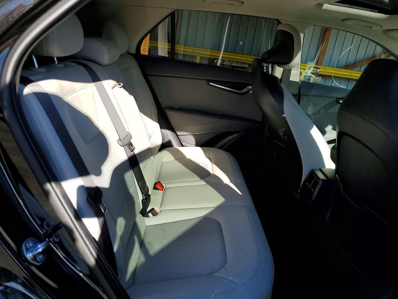 2024 KIA Niro
