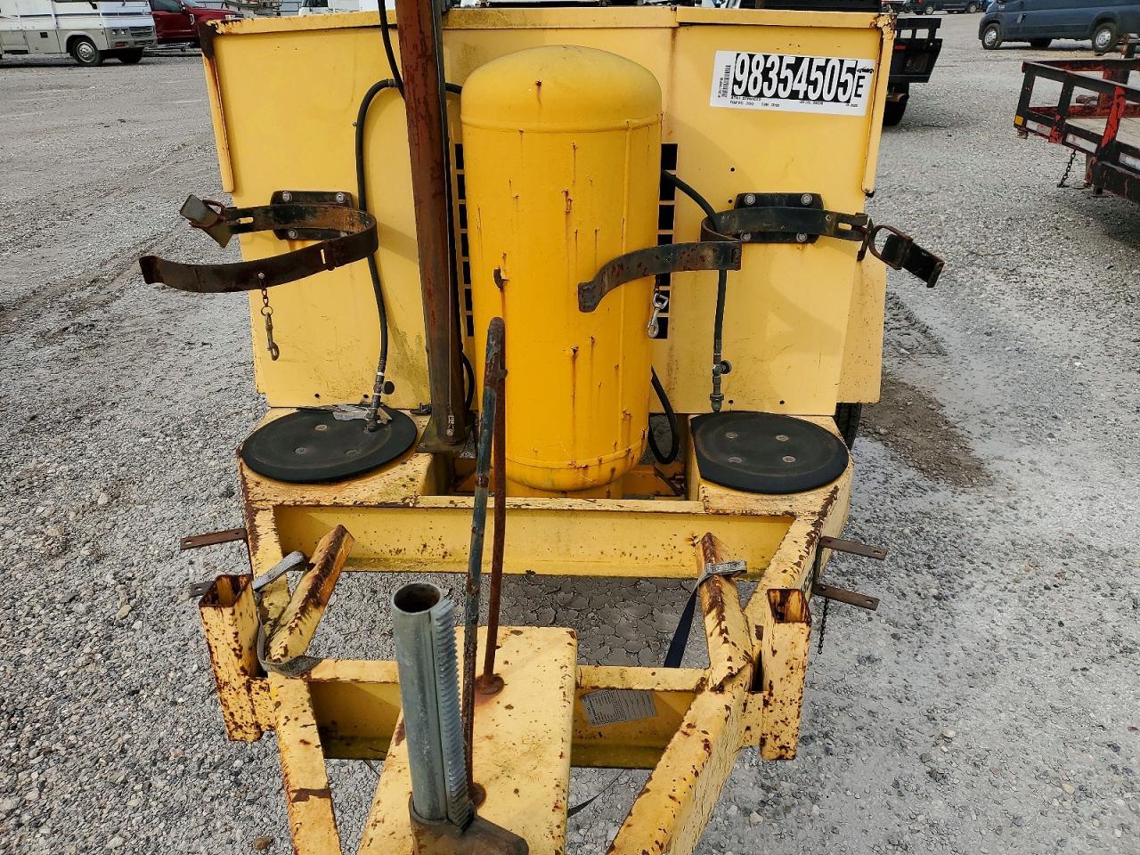 2000 Fene 1999 Technologies Service Manhole Support Trailer