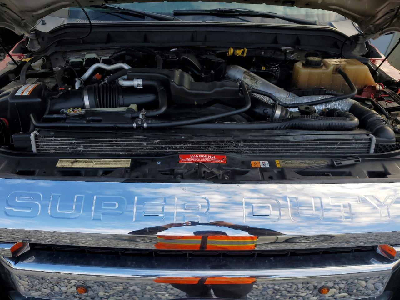 2015 Ford F450 Super Duty Flatbed Truck