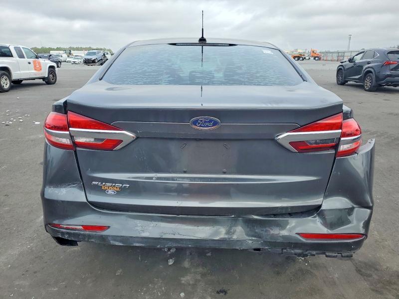 2019 Ford Fusion s