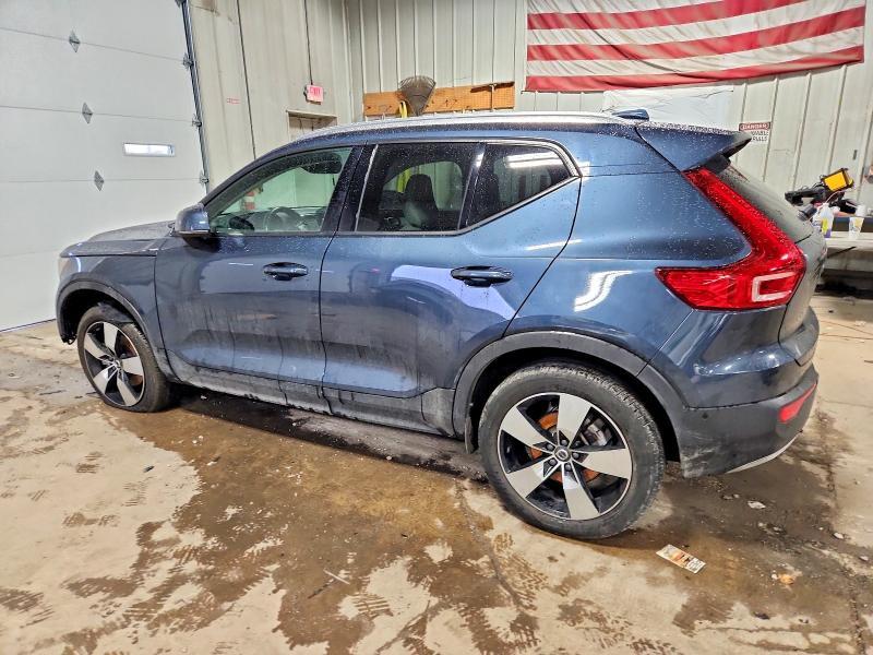 2021 Volvo Xc40 T5 Momentum