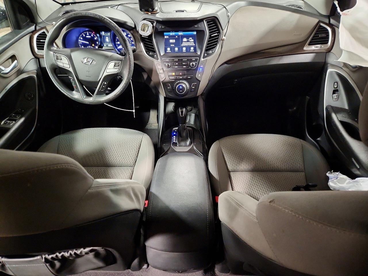 2017 Hyundai Santa fe se