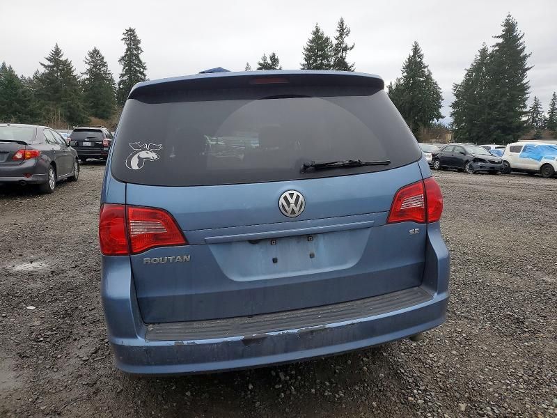 2011 Volkswagen Routan se