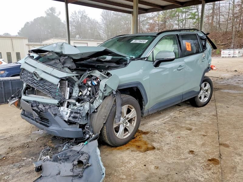 2020 Toyota Rav4 xle