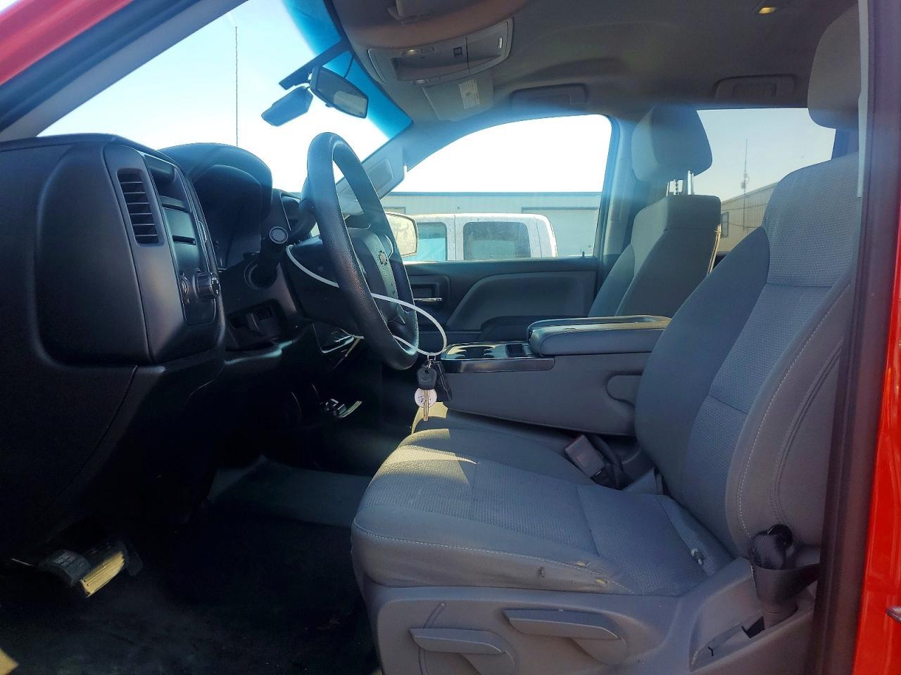 2018 Chevrolet Silverado C1500 Custom