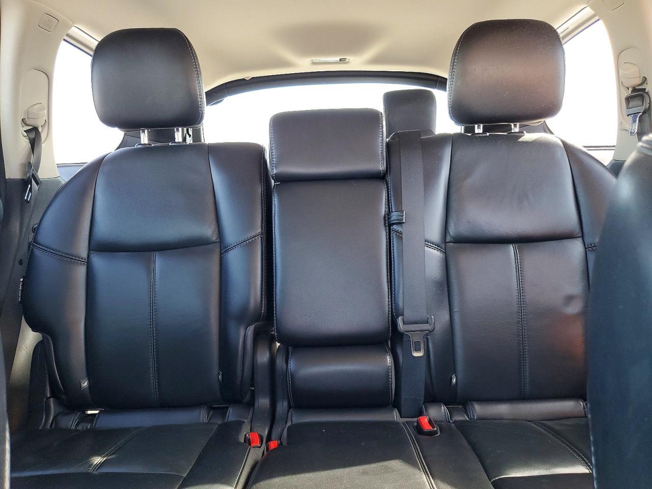 2018 Nissan Pathfinder s