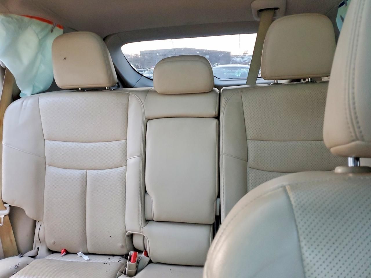 2016 Nissan Murano s