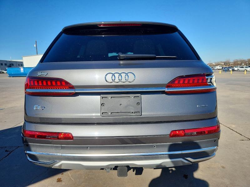 2022 Audi Q7 Premium