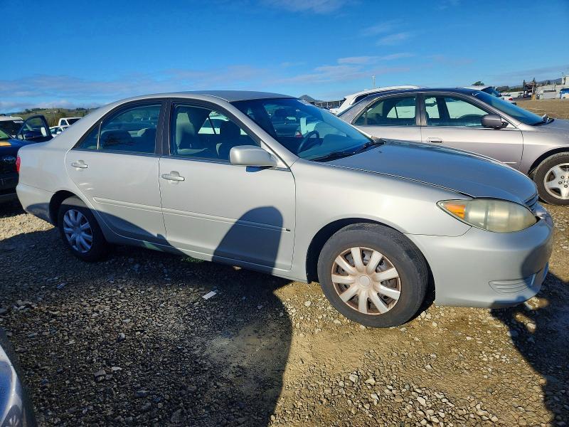 2006 Toyota Camry le