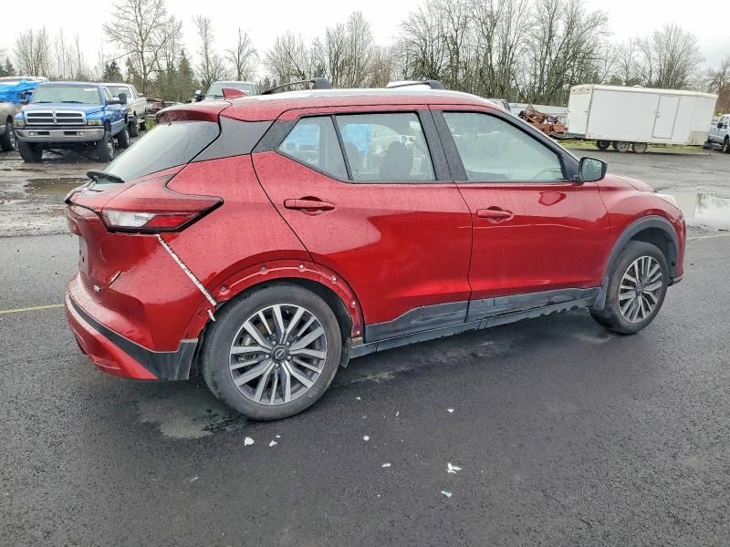 2022 Nissan Kicks sv
