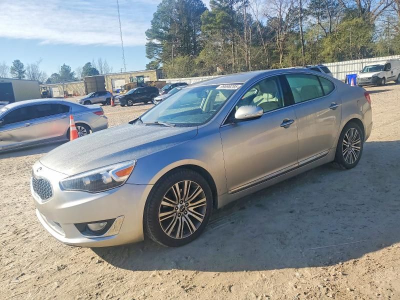 2014 KIA Cadenza Premium