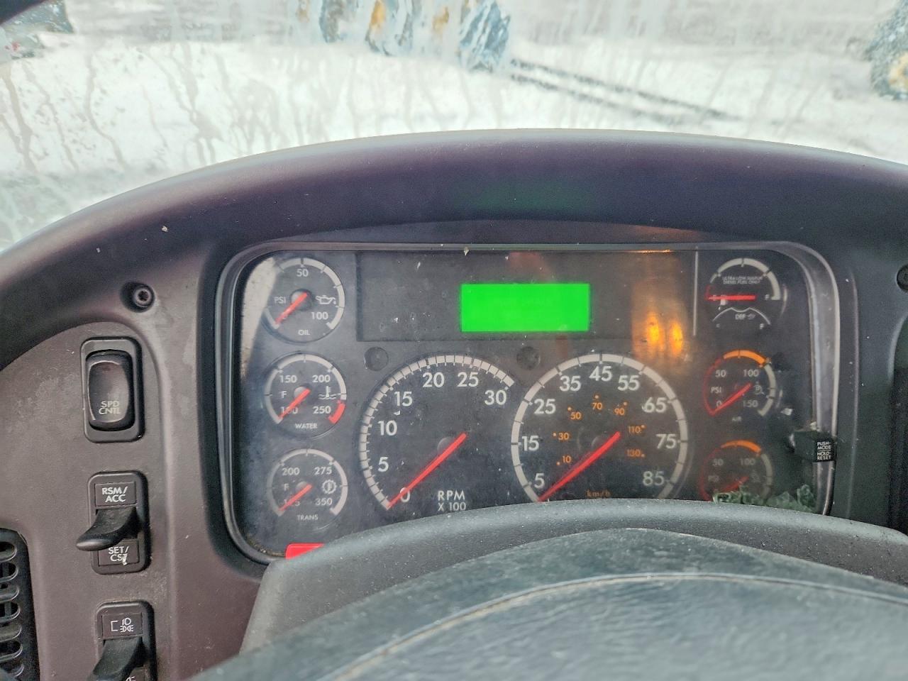 2019 Freightliner Business Class M2 BOX Truck