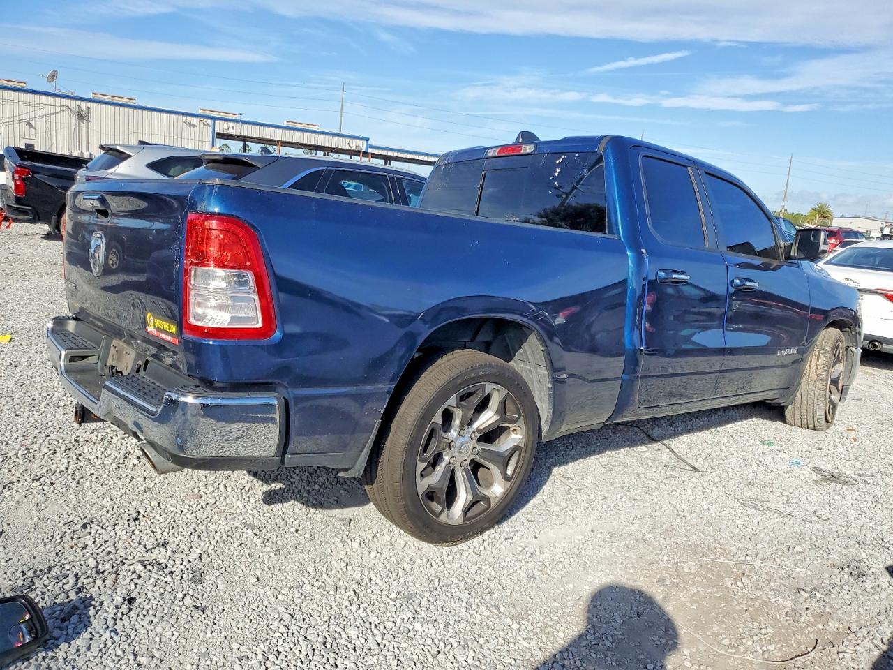 2020 Dodge Ram 1500 big Horn/lone Star