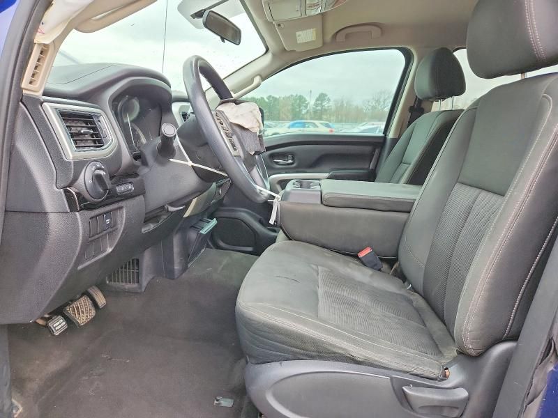 2018 Nissan Titan s