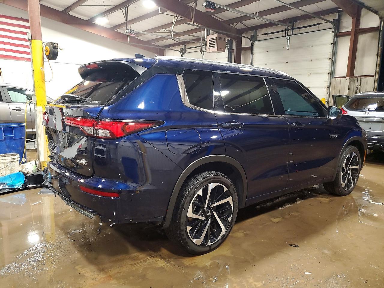 2025 Mitsubishi Outlander sel