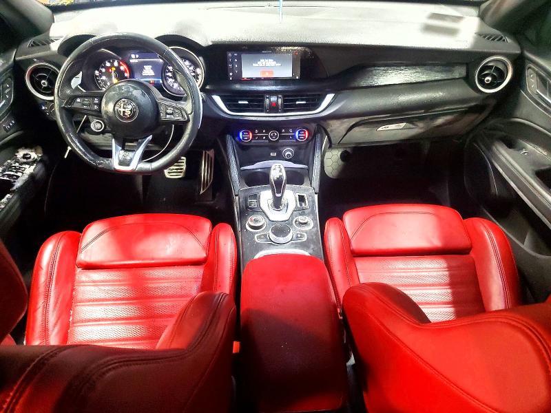 2023 Alfa Romeo Stelvio Sprint