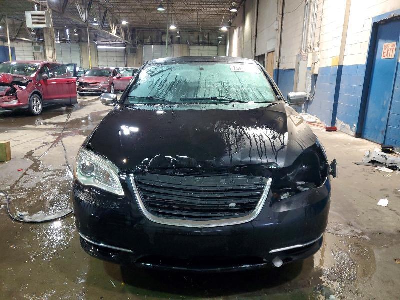2011 Chrysler 200 Limited