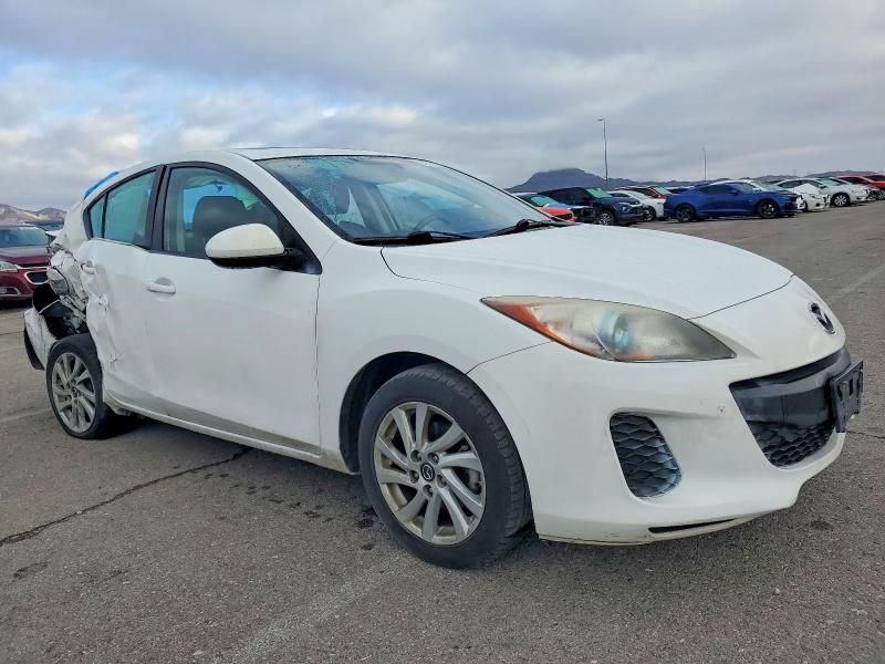 2013 Mazda 3 I