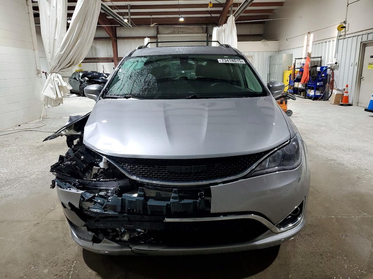 2018 Chrysler Pacifica Touring l