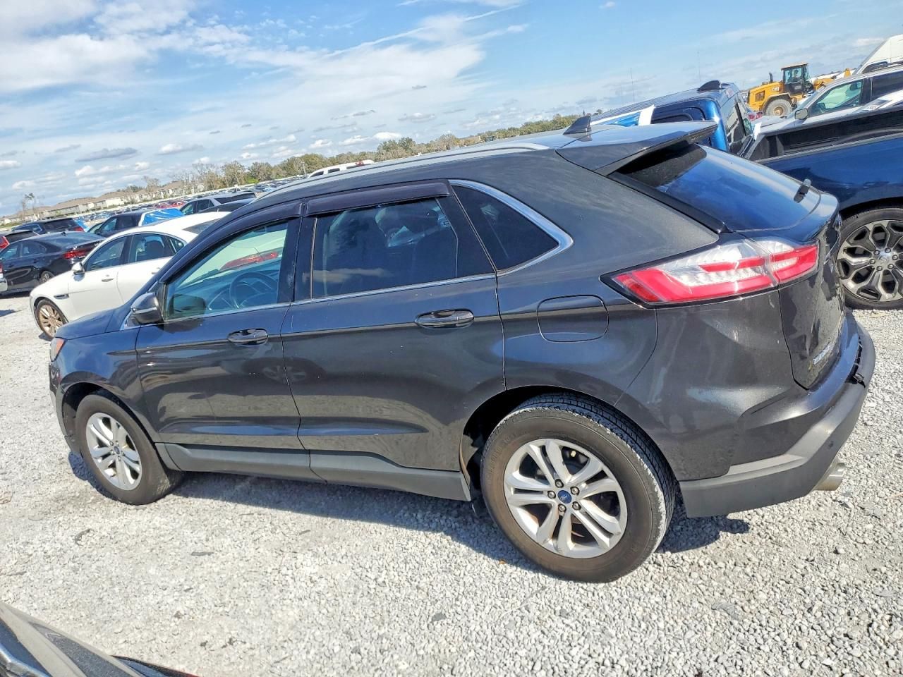 2020 Ford Edge sel