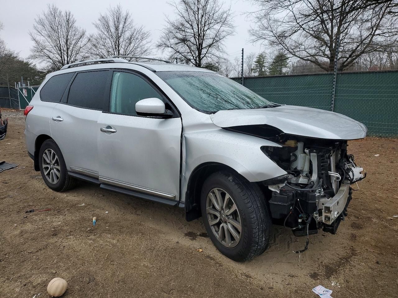 2015 Nissan Pathfinder s