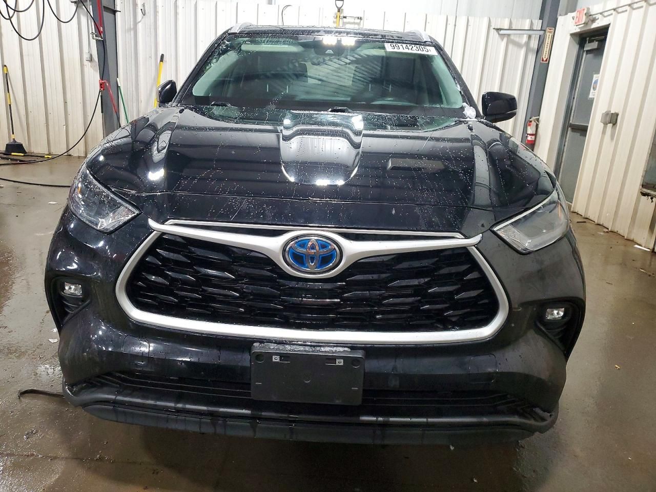 2022 Toyota Highlander Hybrid xle