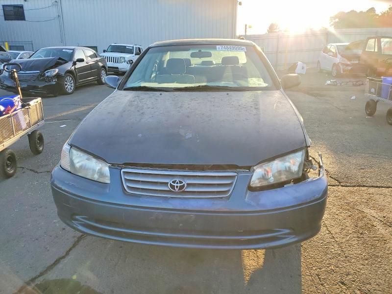 2000 Toyota Camry ce