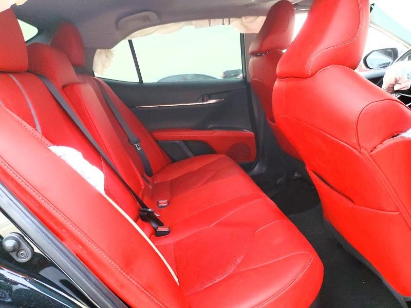 2022 Toyota Camry Hybrid xse