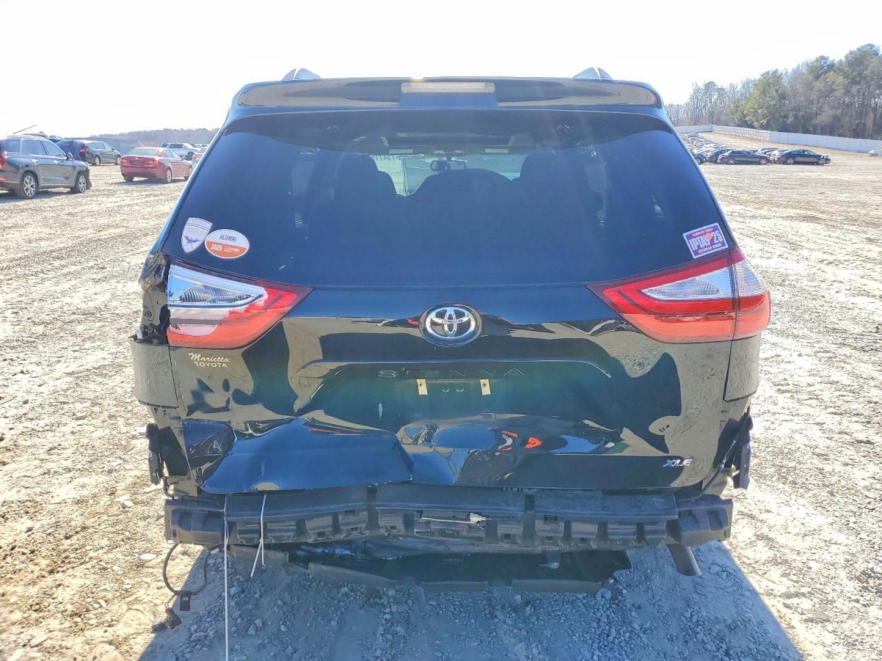 2015 Toyota Sienna xle