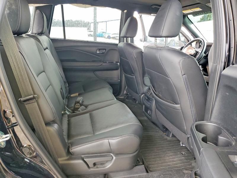 2021 Honda Passport Elite