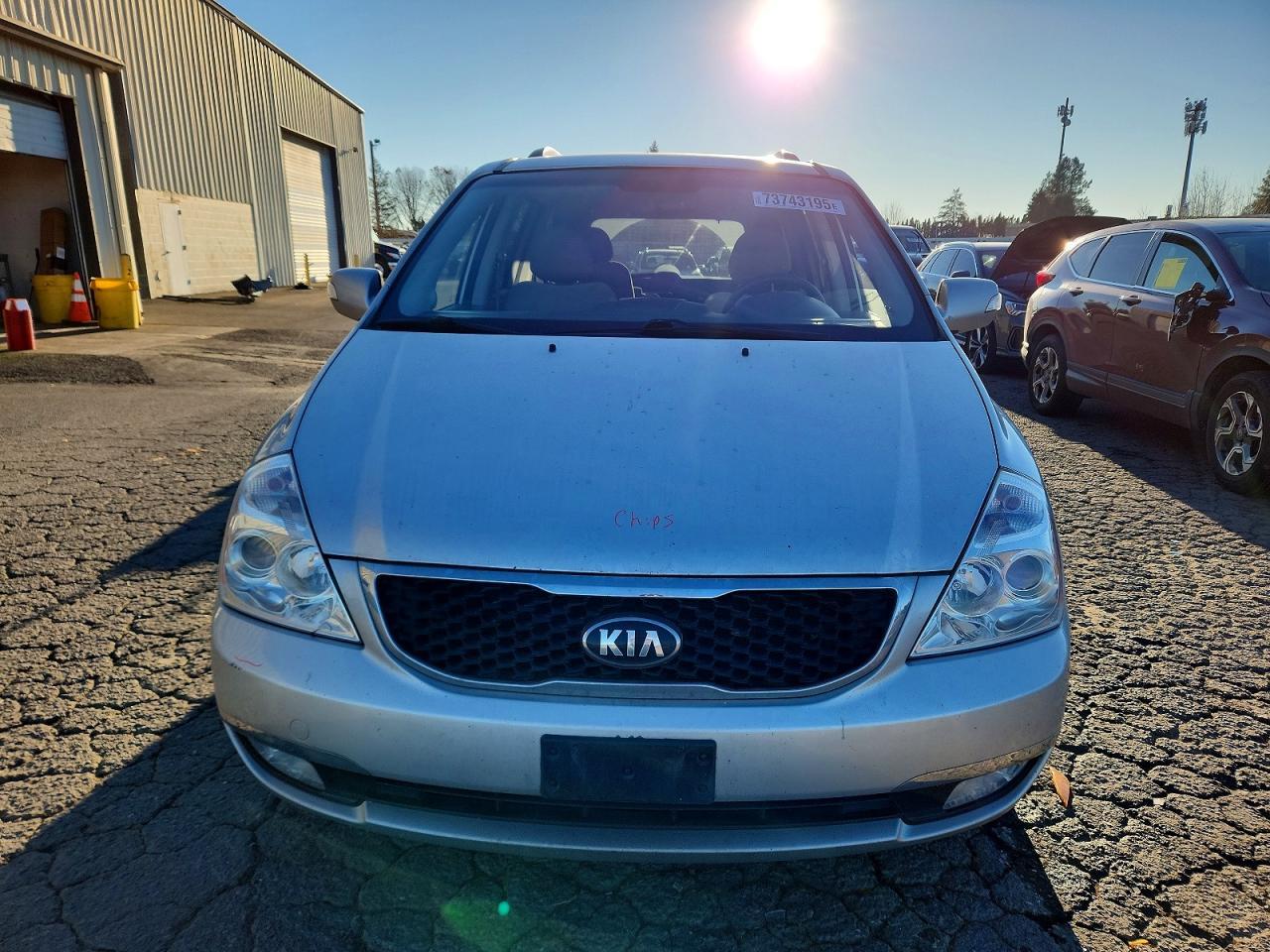 2014 KIA Sedona lx