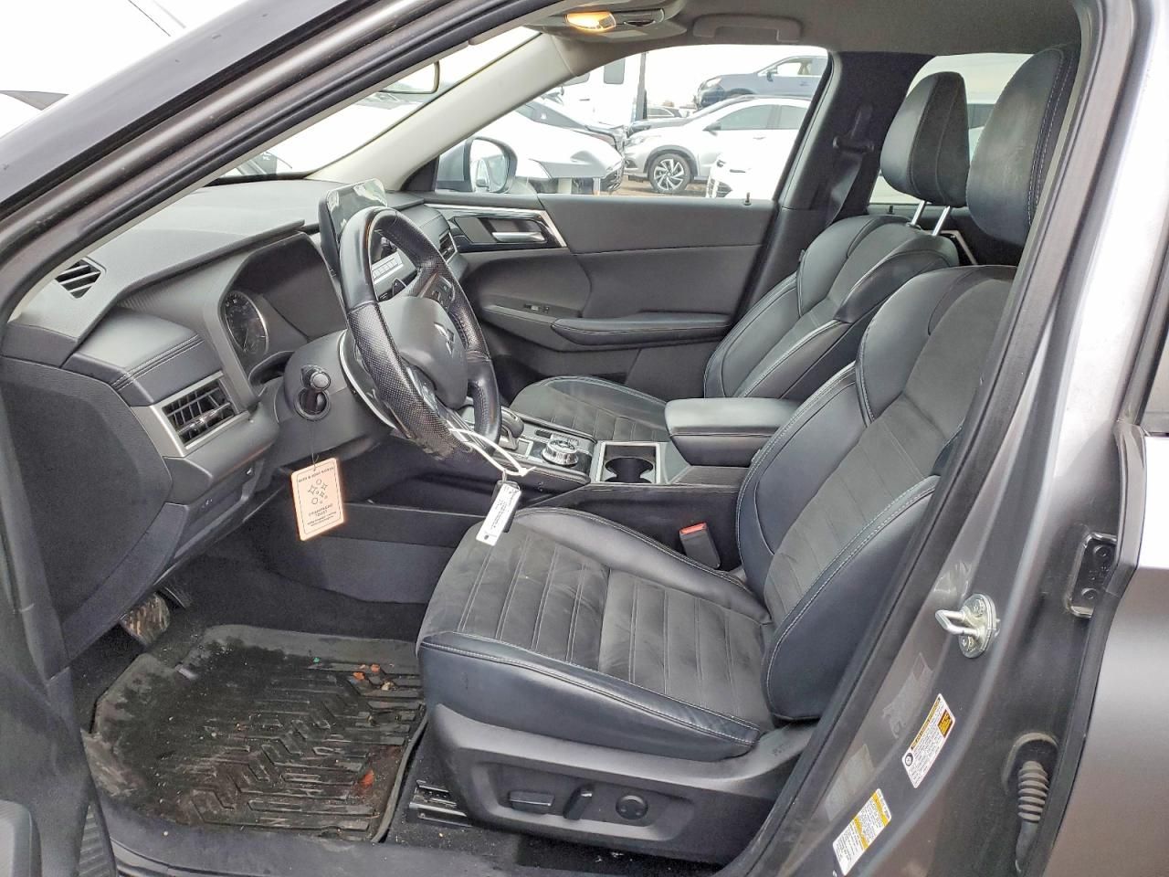 2022 Mitsubishi Outlander se