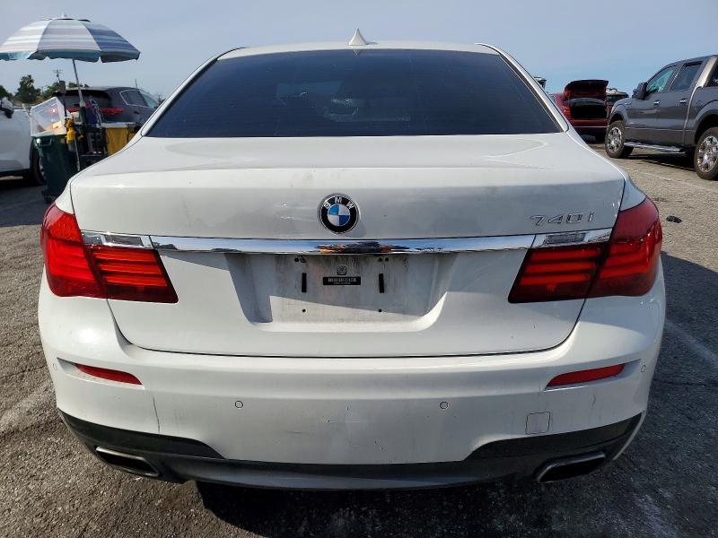 2015 BMW 740 i