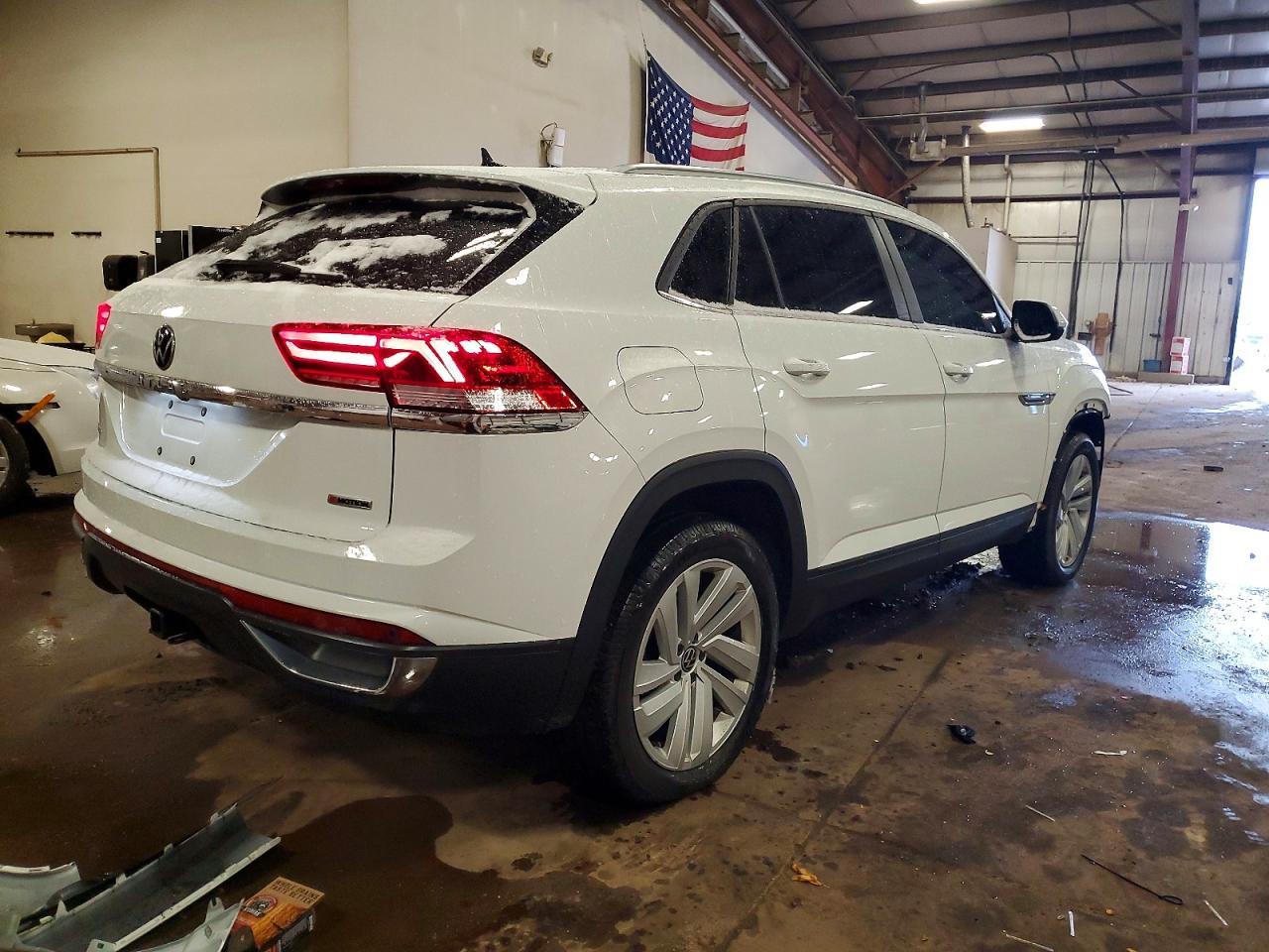 2020 Volkswagen Atlas Cross Sport se