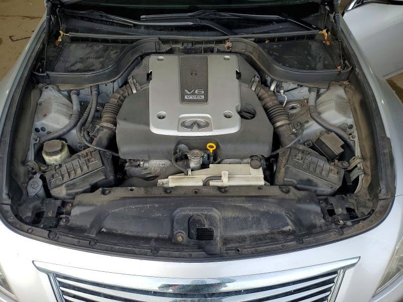 2013 Infiniti G37
