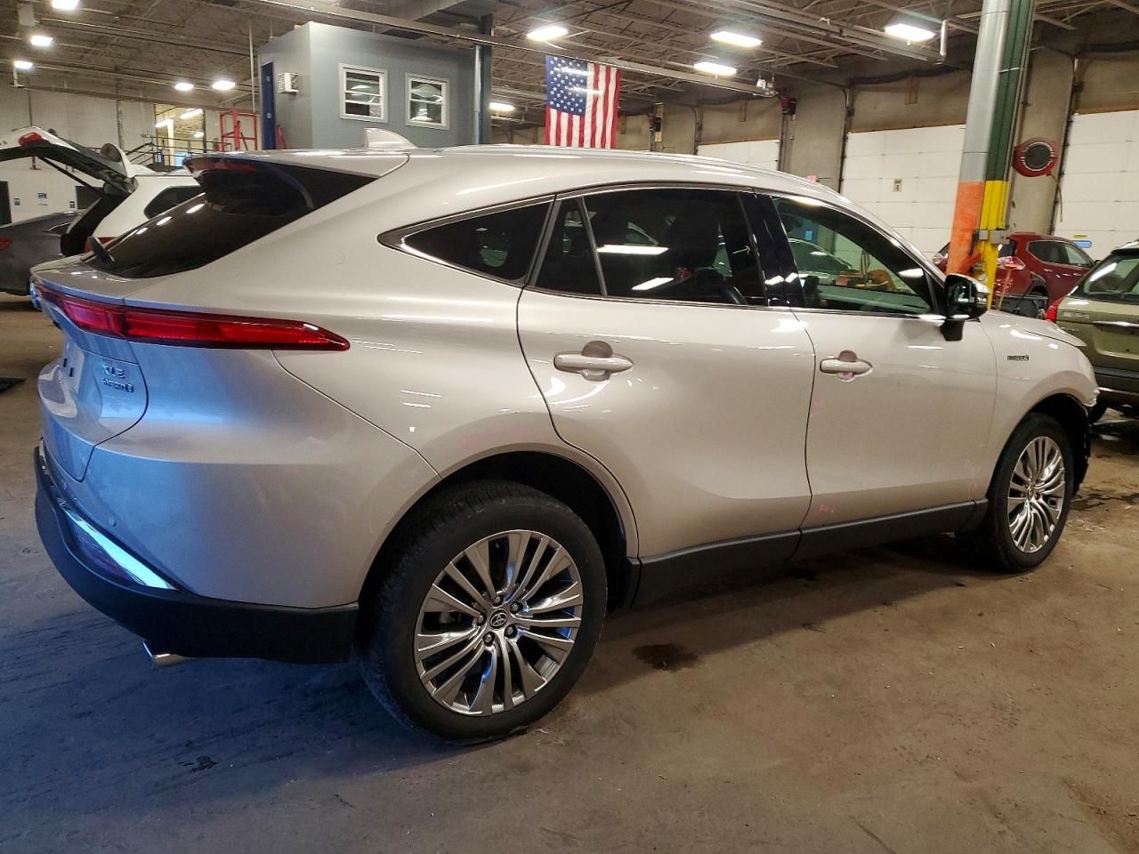 2021 Toyota Venza le