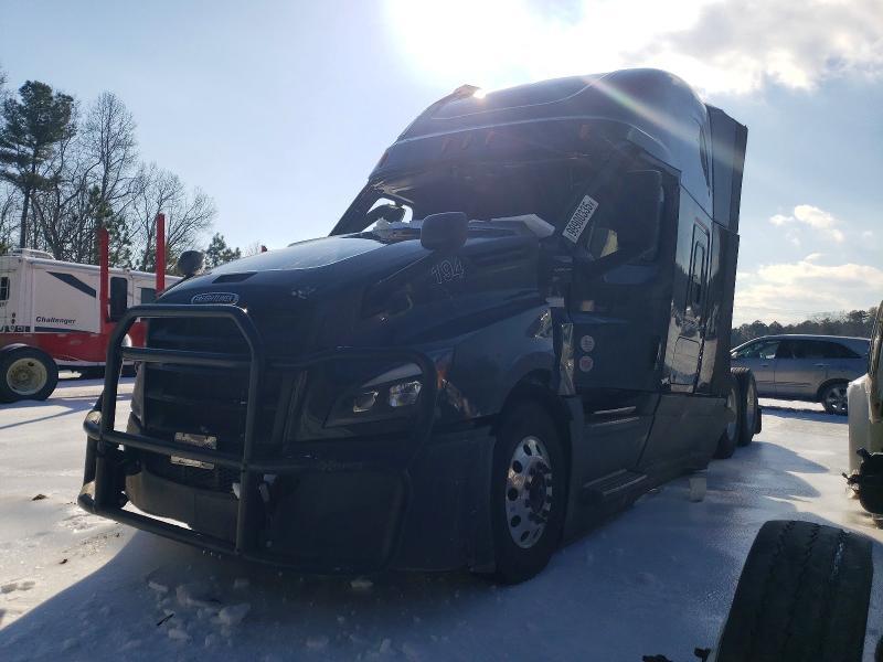 2026 Freightliner Cascadia 126 Semi Truck