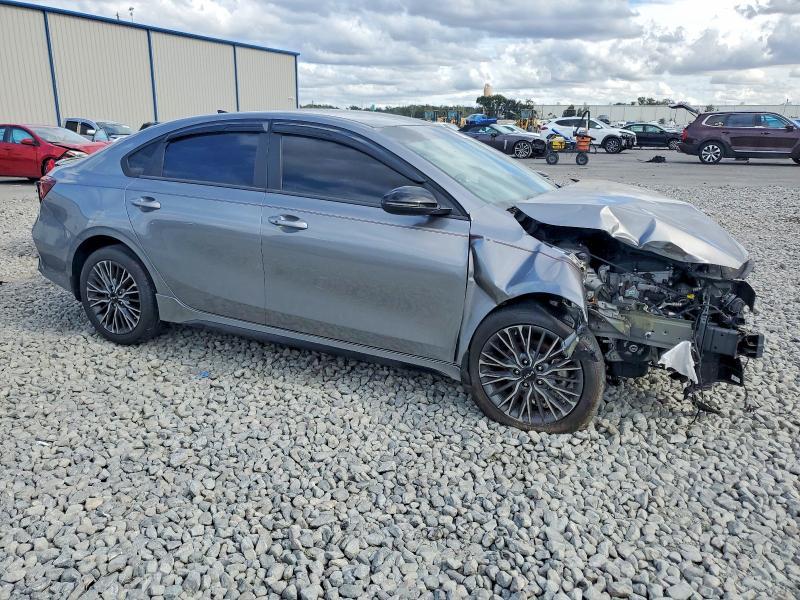 2024 KIA Forte gt Line