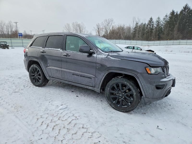 2017 Jeep Grand Cherokee Laredo