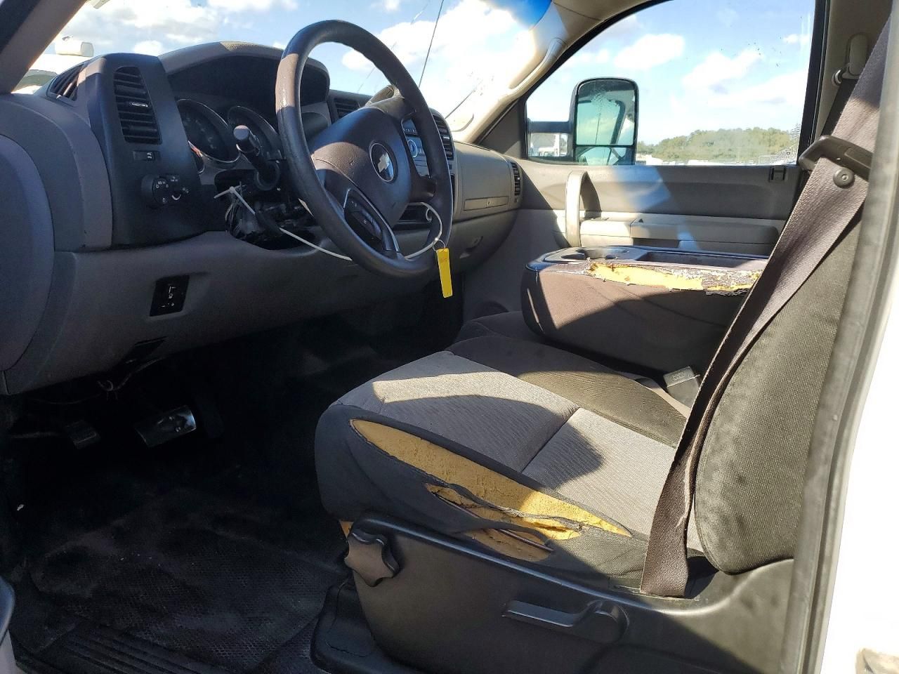 2009 Chevrolet Silverado Flatbed Truck