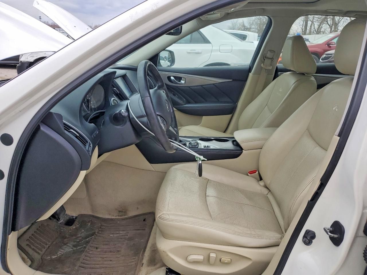 2014 Infiniti Q50 Base