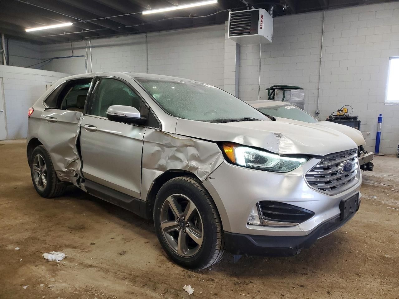 2019 Ford Edge sel
