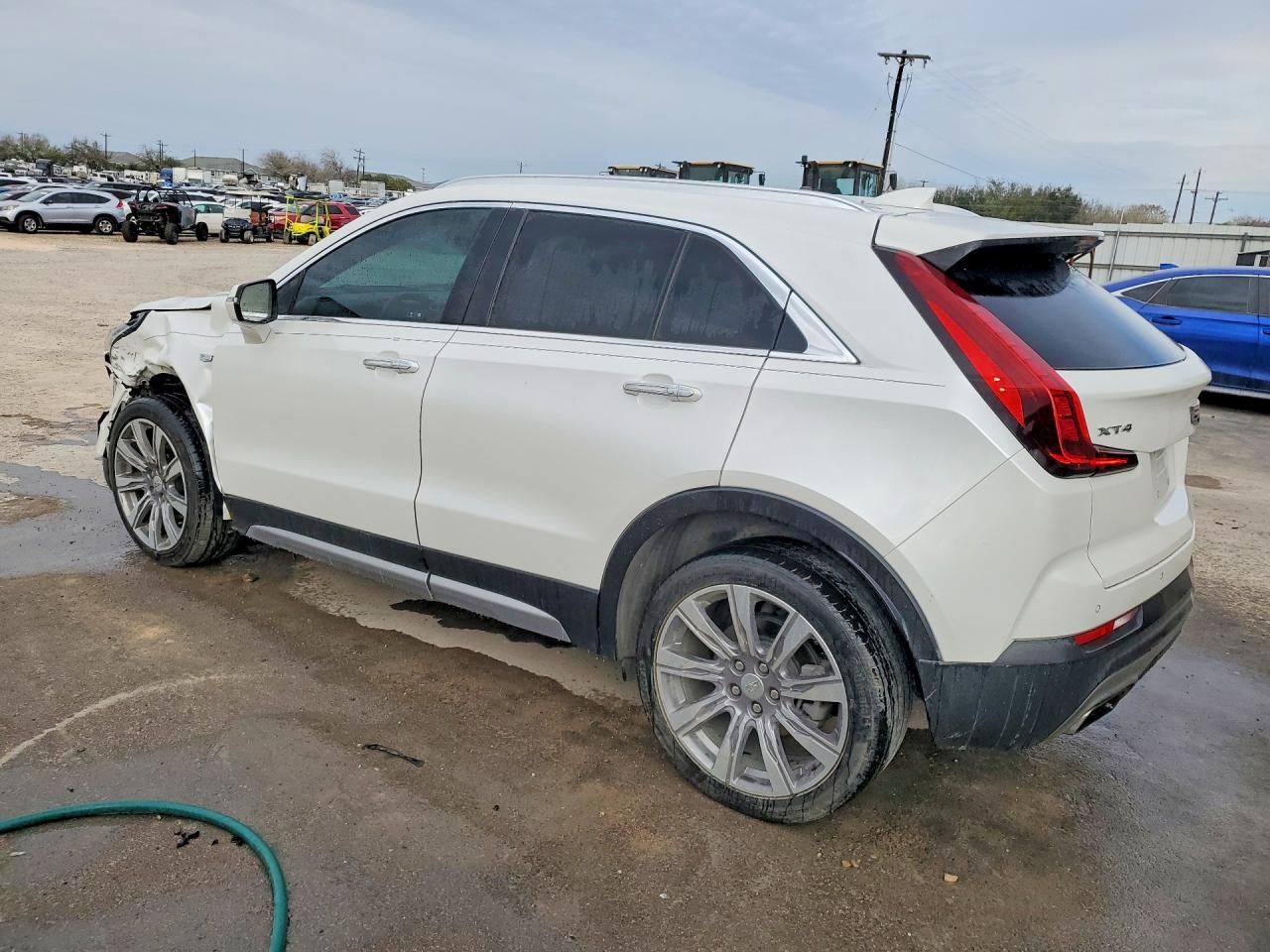 2022 Cadillac XT4 Premium Luxury