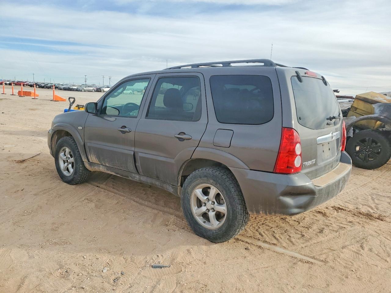 2005 Mazda Tribute s