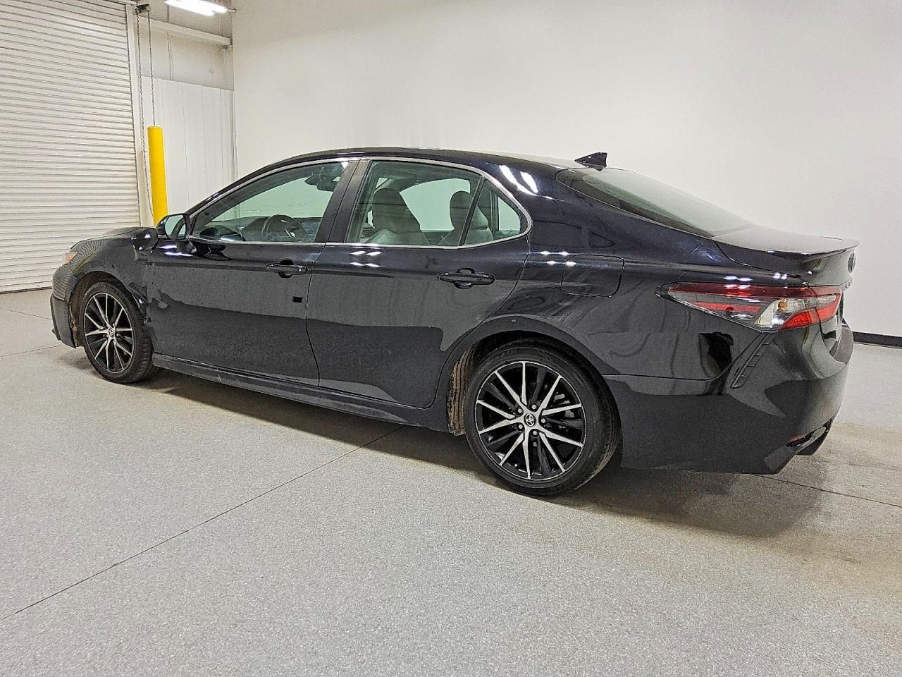 2023 Toyota Camry se Night Shade