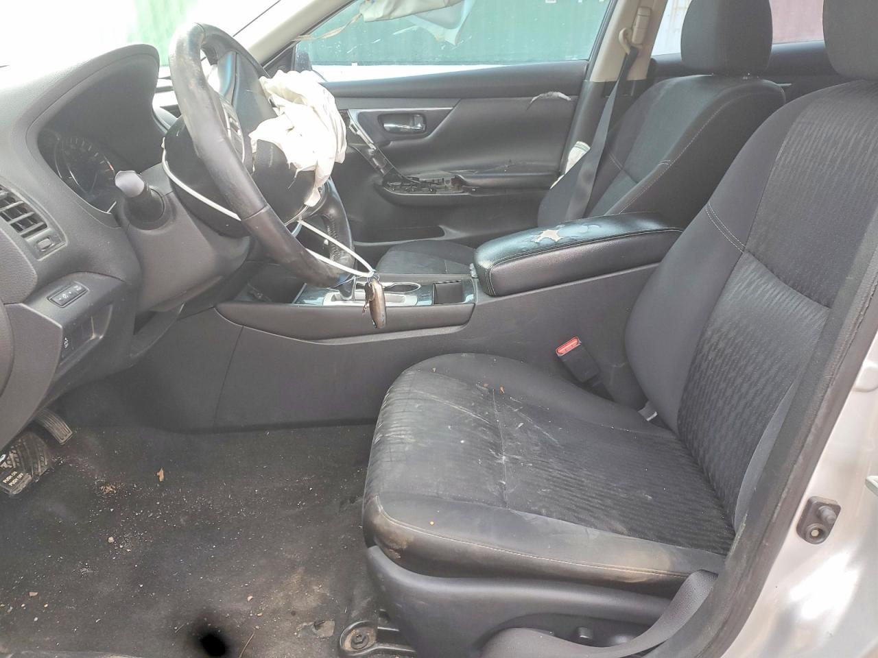 2018 Niss Altima 2.5 sv