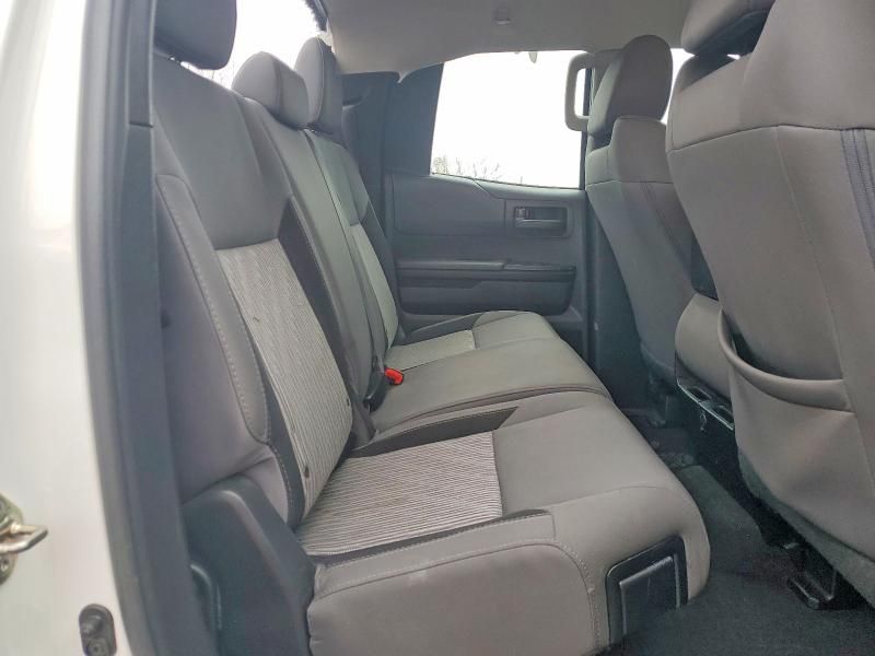 2016 Toyota Tundra Double cab sr