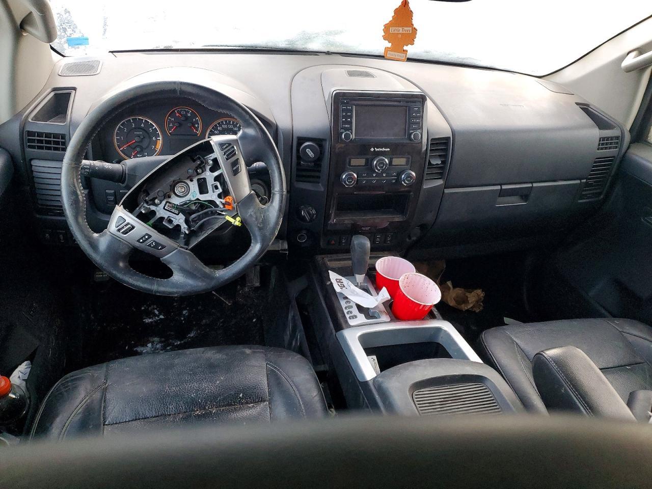2014 Nissan Titan s