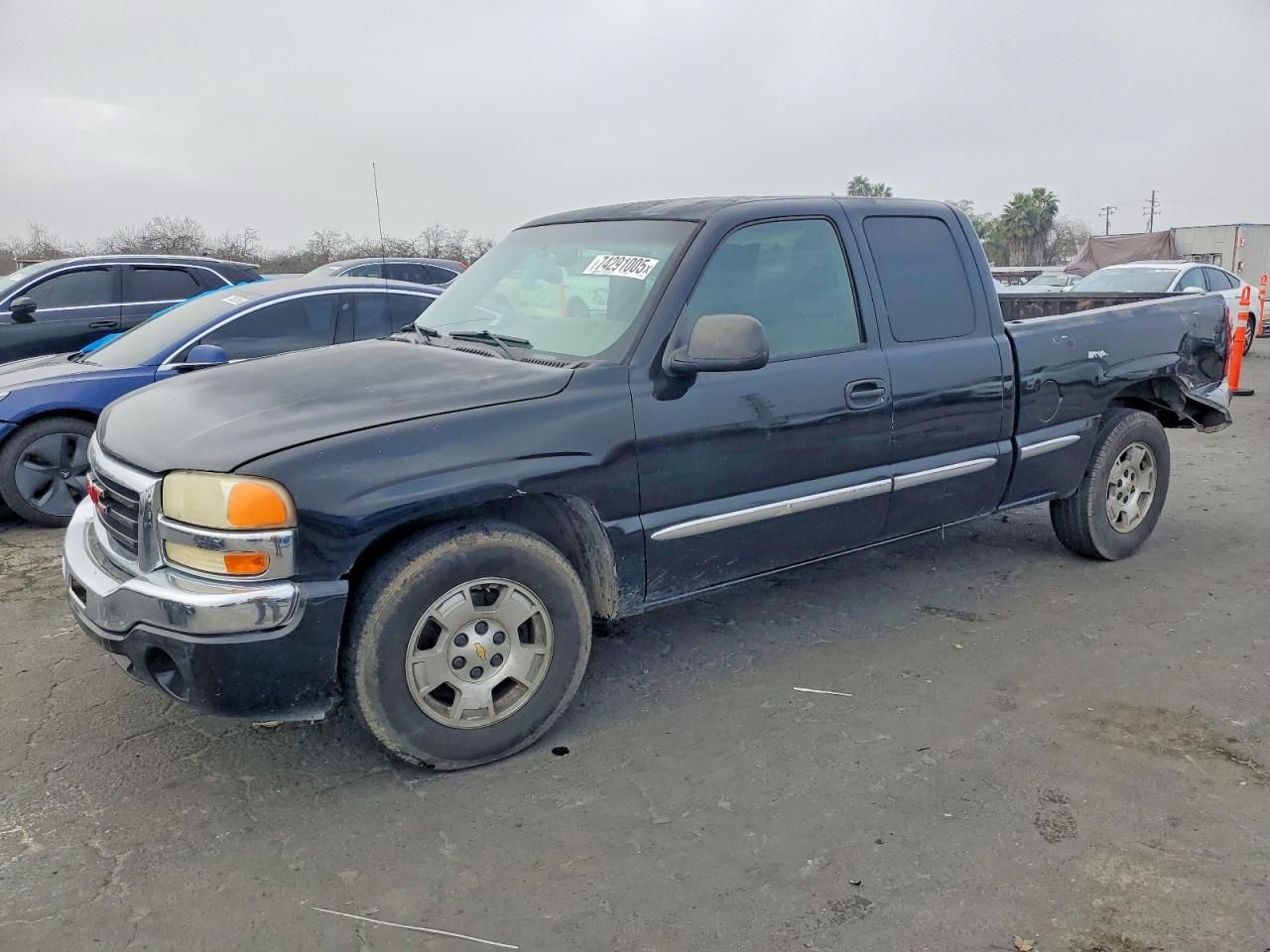 2005 GMC New Sierra C1500
